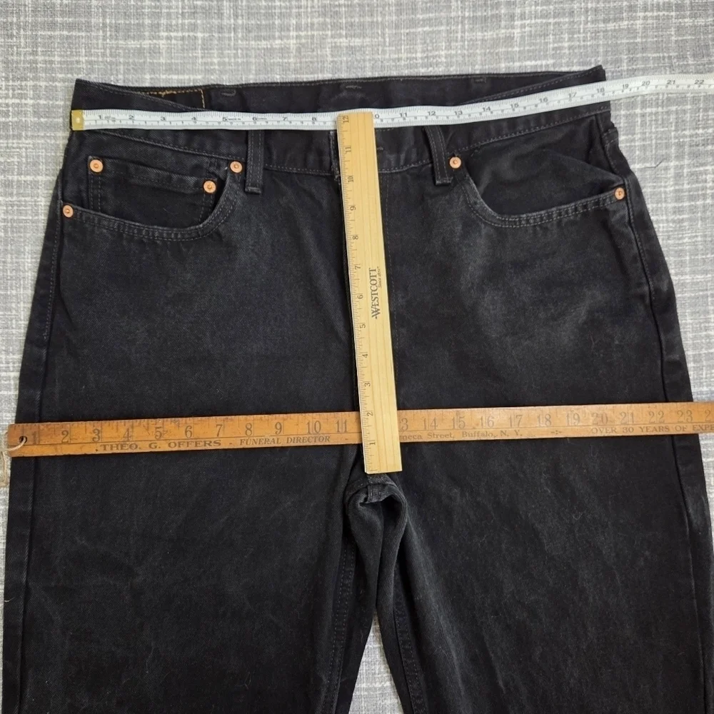 Levi's 550 Jeans Relaxed Fit Black Straight/Tapered Men's 38X32 (actual 37X31)